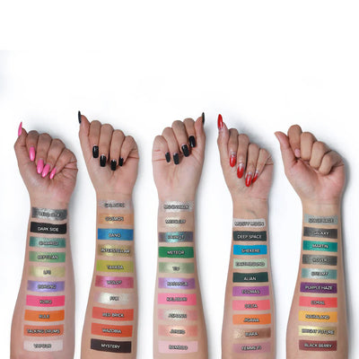 Forever52 Color Me Out 50 Colors Eyeshadow